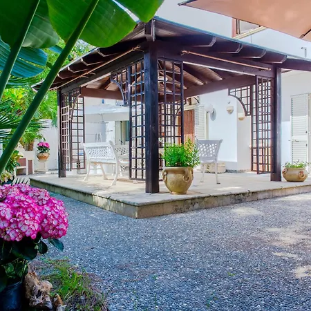 Guest house Baia Verde - Summer *